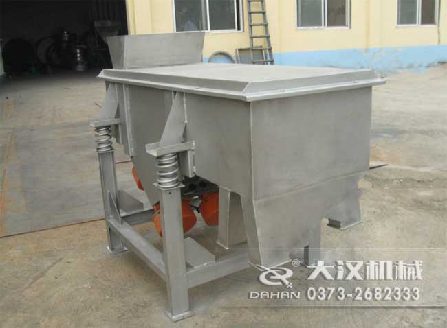 彩沙直線振動篩分機(jī) 彩沙直線振動篩分機(jī)